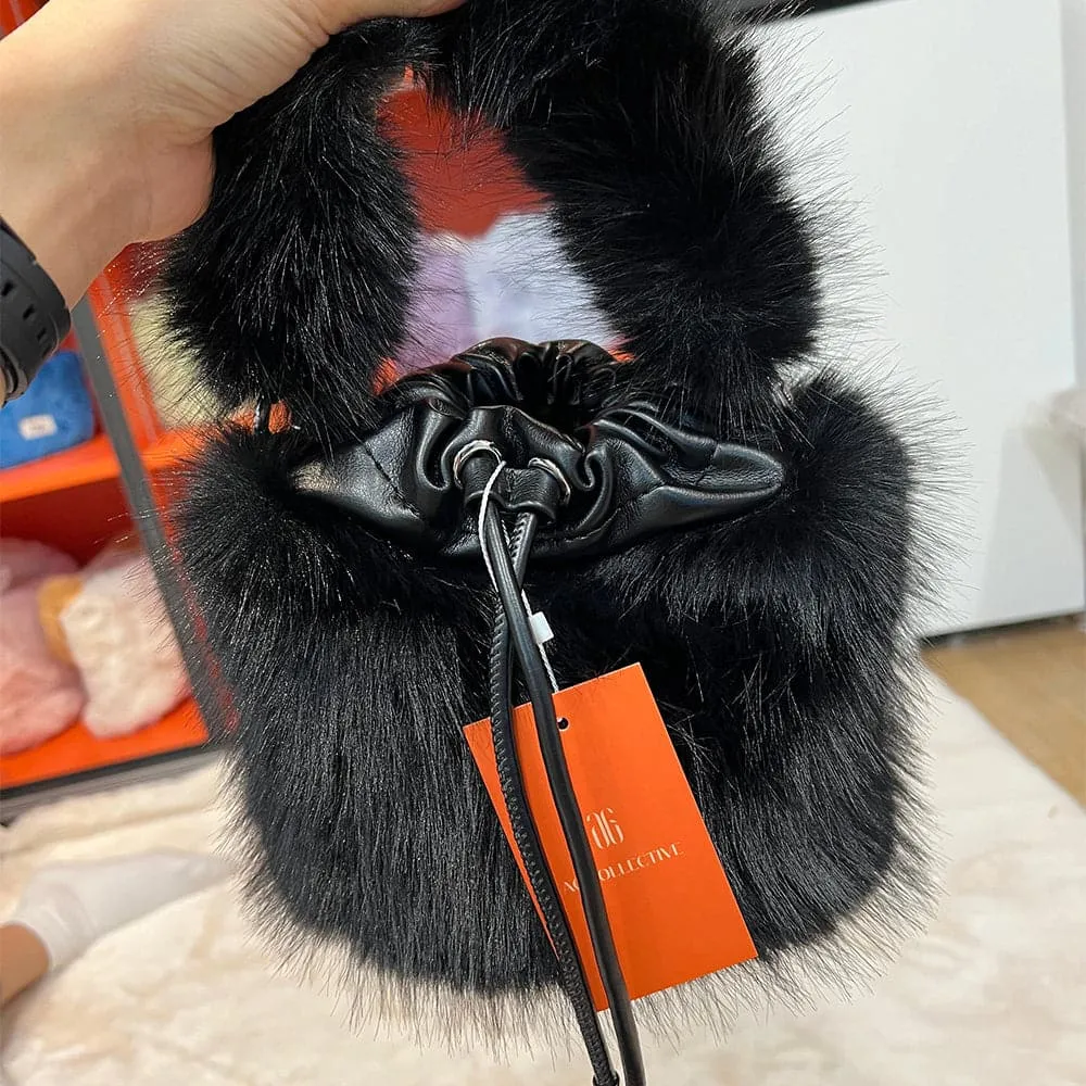 AG Collective Fluffy Crossbody Handbag Fashionable Trendy Shoulder Bag