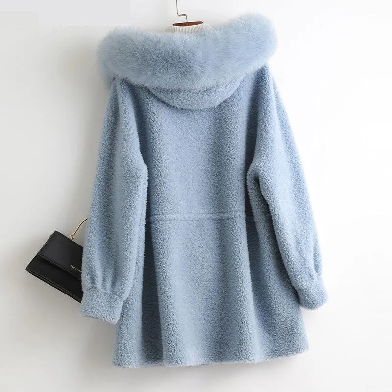 Autumn and Winter 100% Real Sheep Shearling Coat with Fox Fur Collar