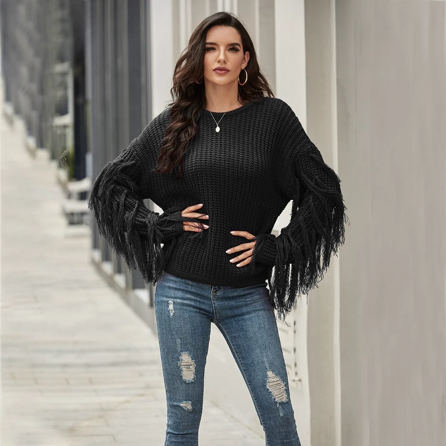 Autumn Winter Khaki O Neck Long Sleeve Solid Tassel Knitted Sweater