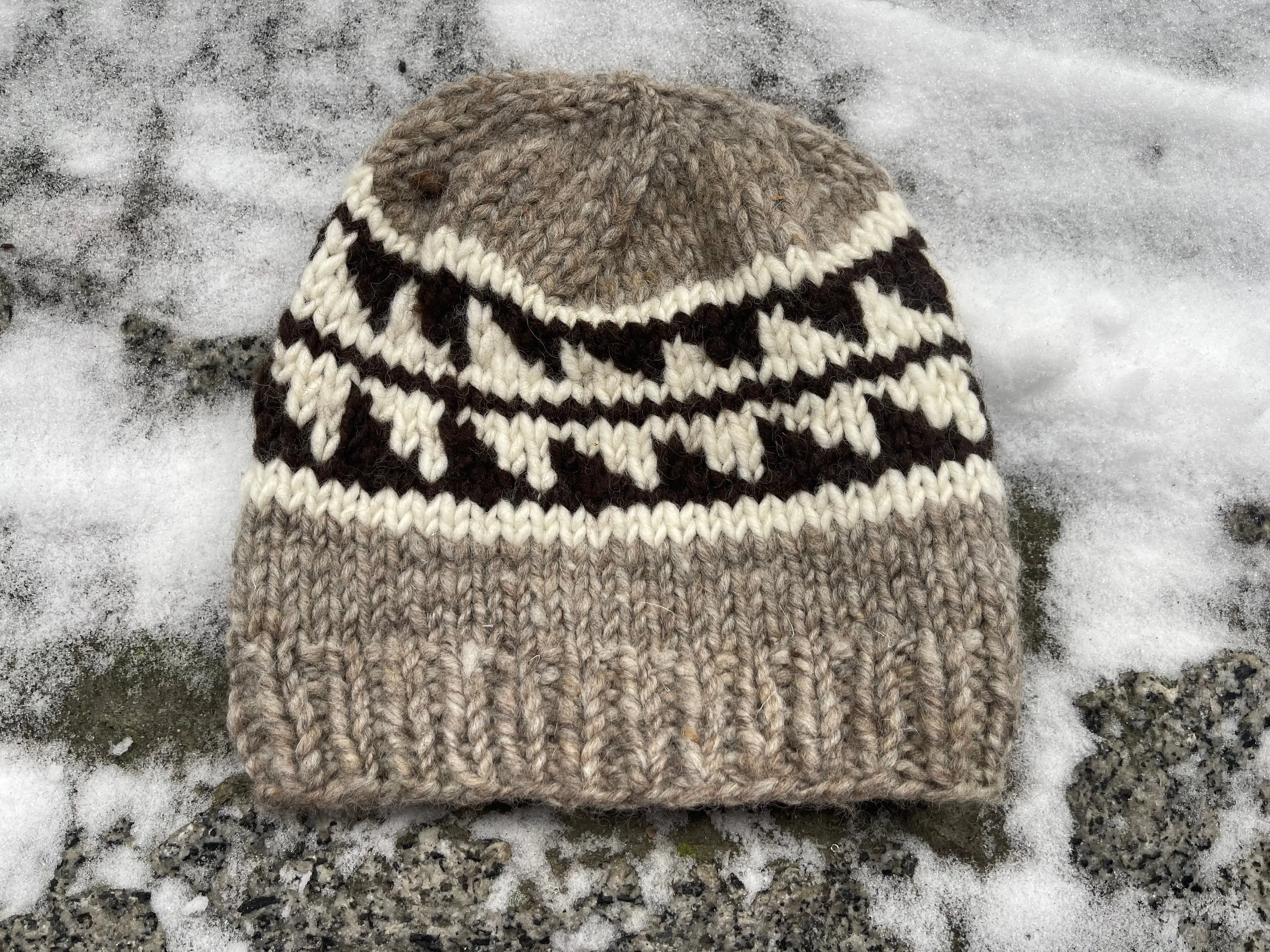 Canadian handmade Hats - Brown waves