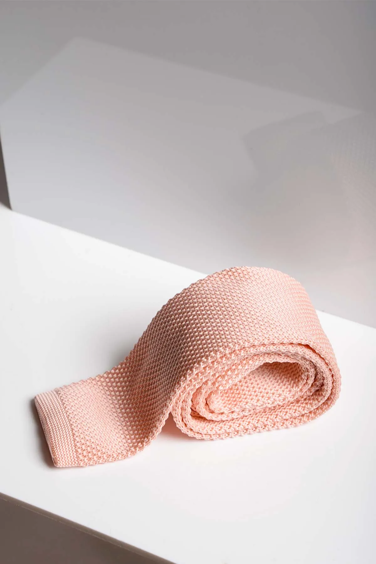 KT - Peach Knitted Tie