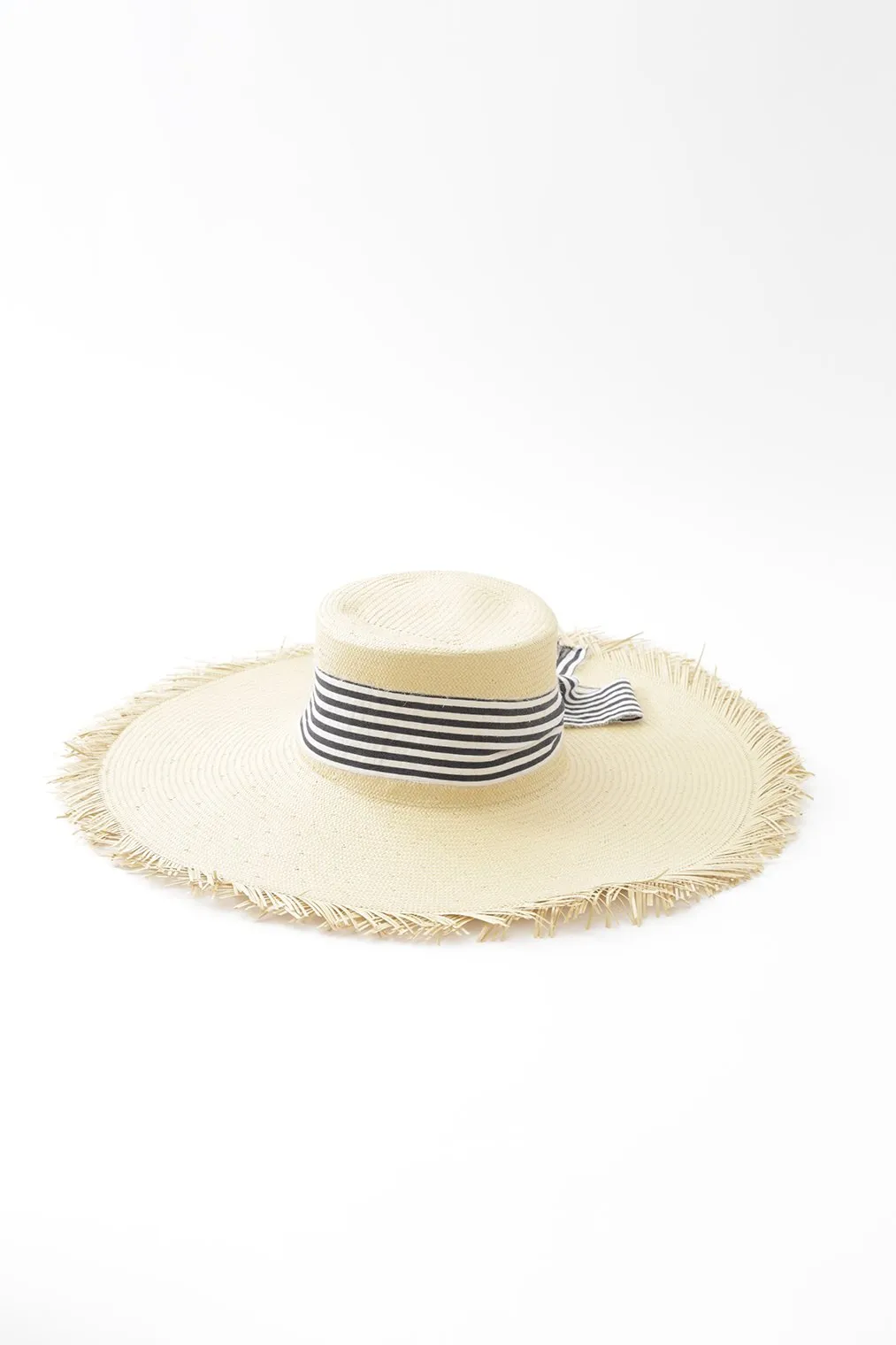 NATURAL FLOPPY HAT IN STRAW