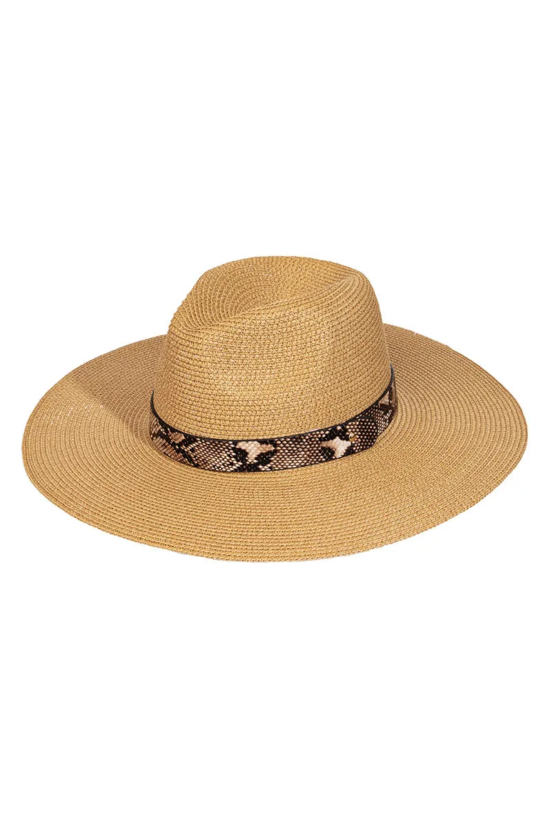 Summer hat in straw with faux snake trim